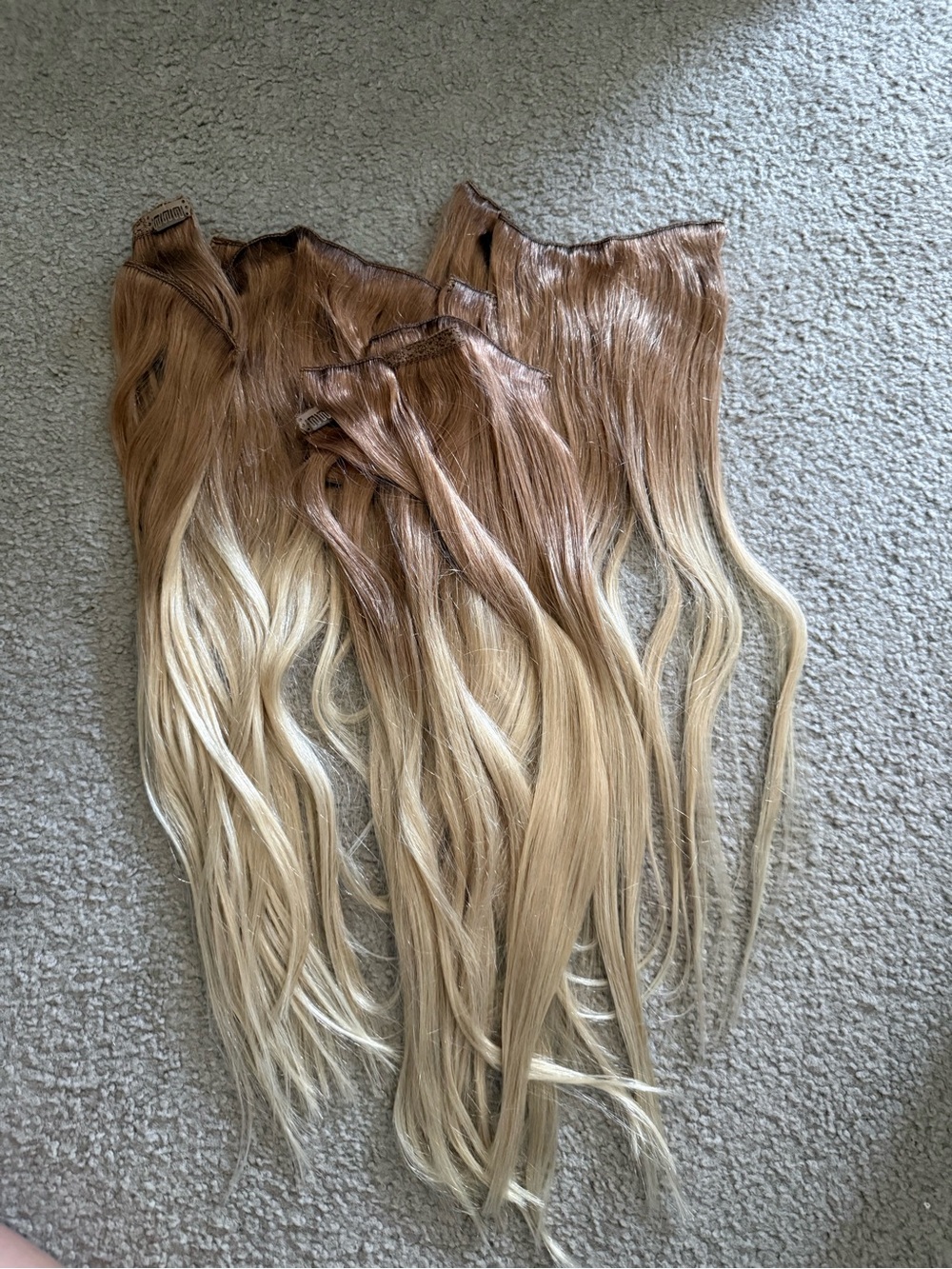 Brown to Blonde Ombre Clip-In Hair Extensions – Natural Brown/Blonde